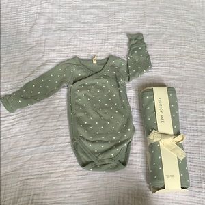 Quincy Mae Onesie and Swaddle Set
